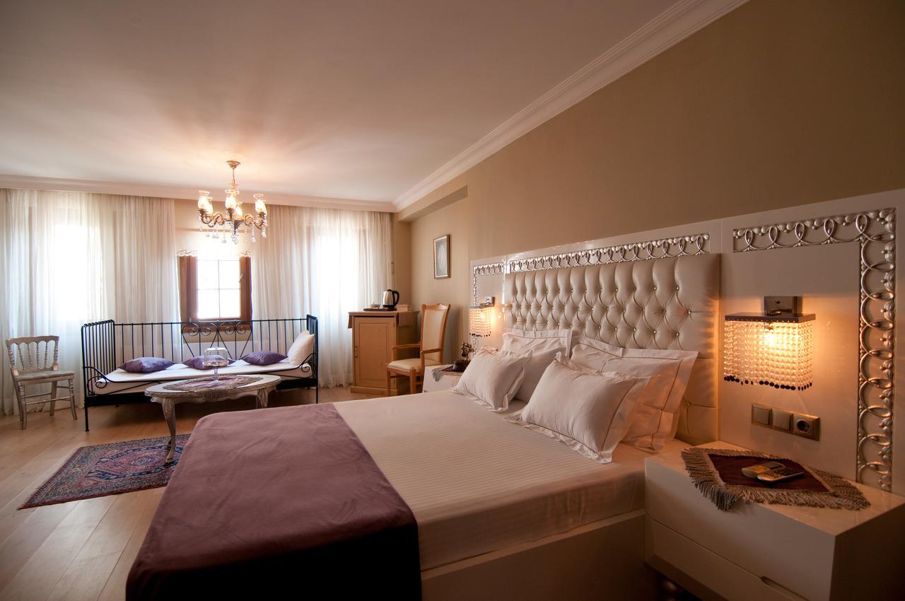 Blue Tuana Suite Istanbul Exterior photo