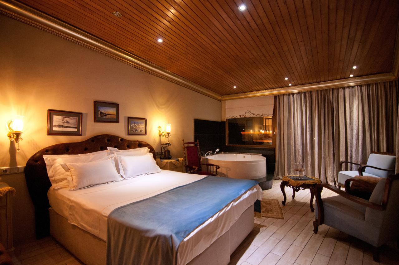 Blue Tuana Suite Istanbul Exterior photo