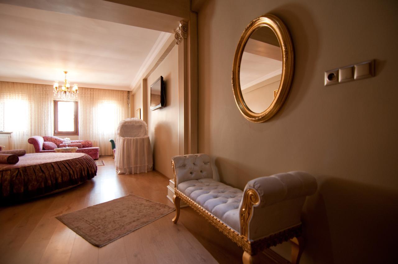 Blue Tuana Suite Istanbul Exterior photo