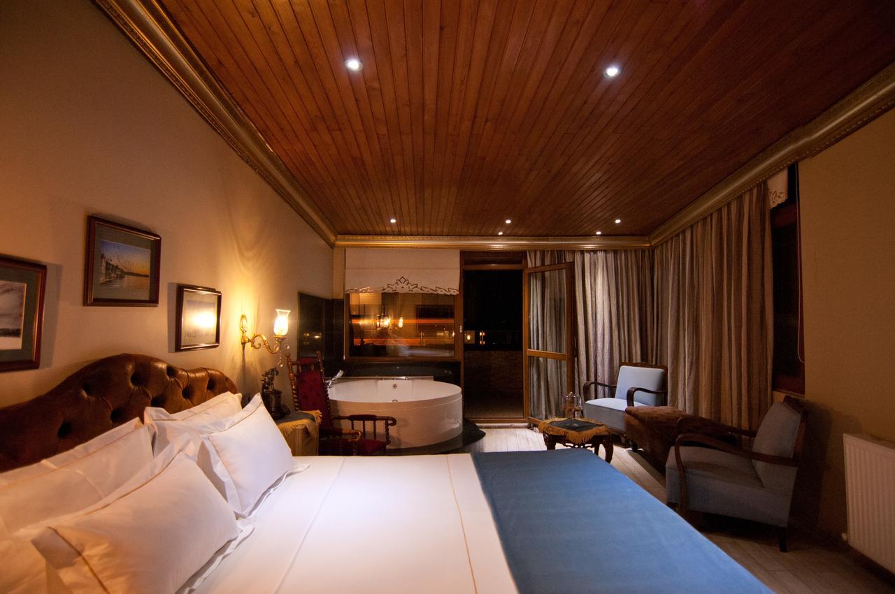 Blue Tuana Suite Istanbul Exterior photo