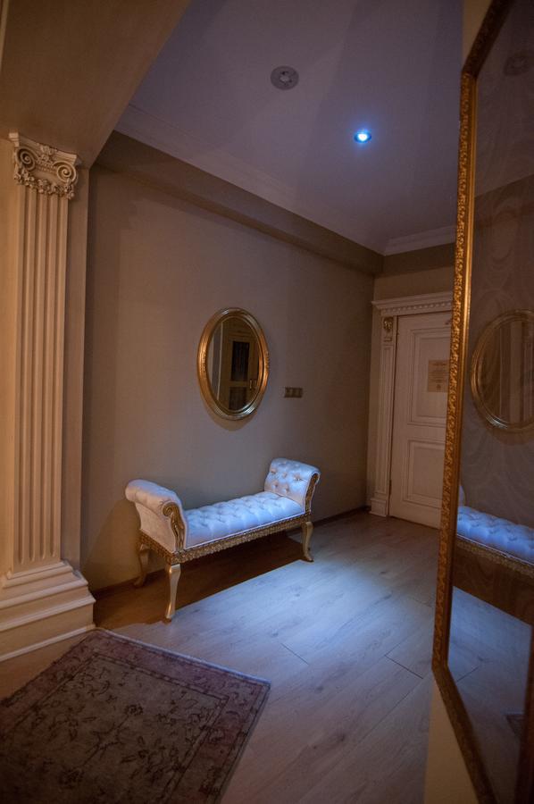 Blue Tuana Suite Istanbul Exterior photo